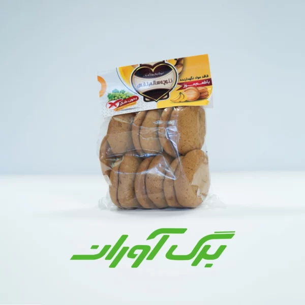 کلوچه شیره انگور موزی